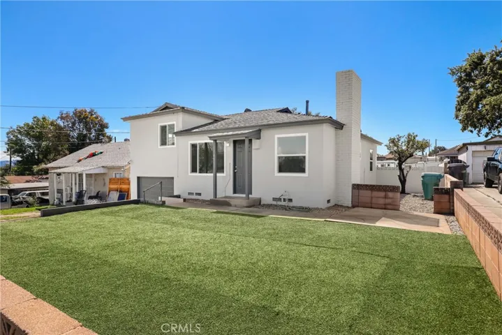 5988 Mountain View Avenue, Riverside, California 92504