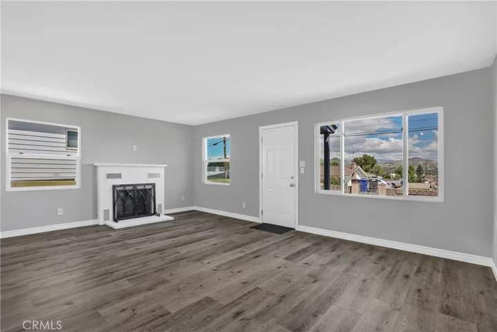 5988 Mountain View Avenue, Riverside, California 92504