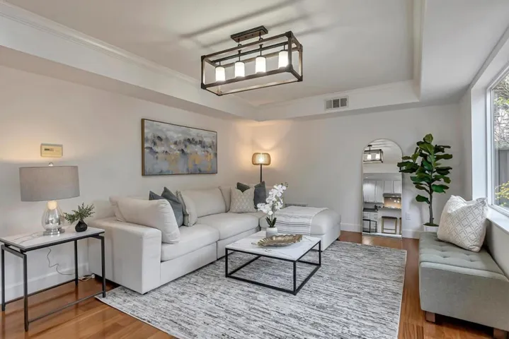 537 Devonshire Court, Mountain View, California 94043