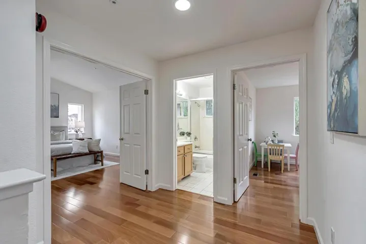 537 Devonshire Court, Mountain View, California 94043