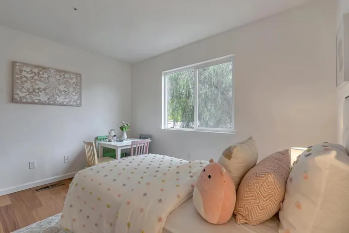 537 Devonshire Court, Mountain View, California 94043