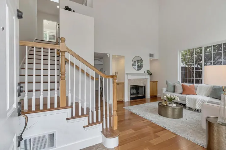 537 Devonshire Court, Mountain View, California 94043