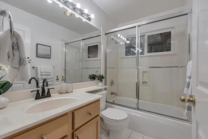 537 Devonshire Court, Mountain View, California 94043