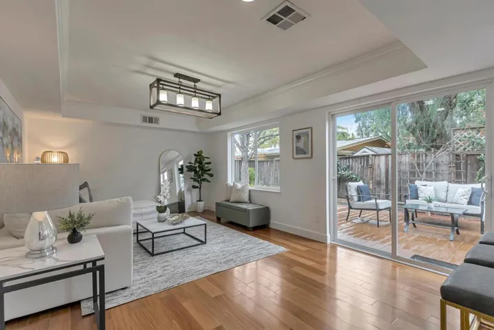 537 Devonshire Court, Mountain View, California 94043