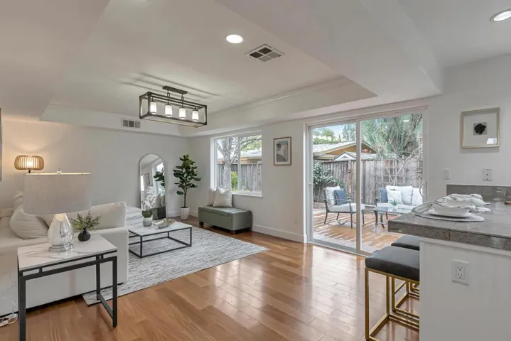 537 Devonshire Court, Mountain View, California 94043