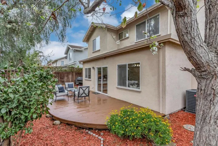 537 Devonshire Court, Mountain View, California 94043