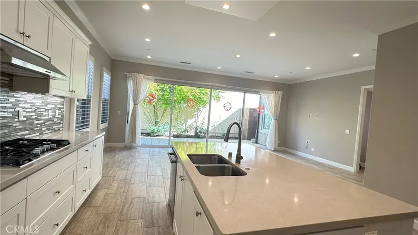 56 Tollson, Irvine, California 92620