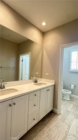 56 Tollson, Irvine, California 92620