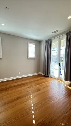 56 Tollson, Irvine, California 92620
