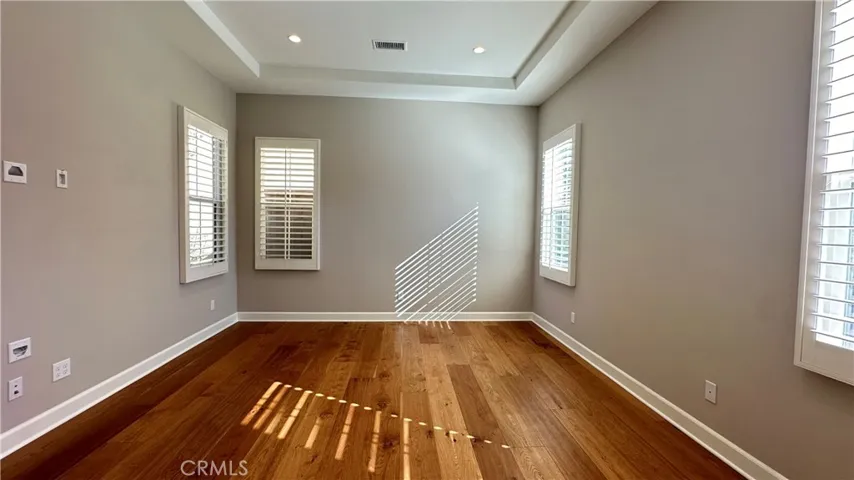 56 Tollson, Irvine, California 92620