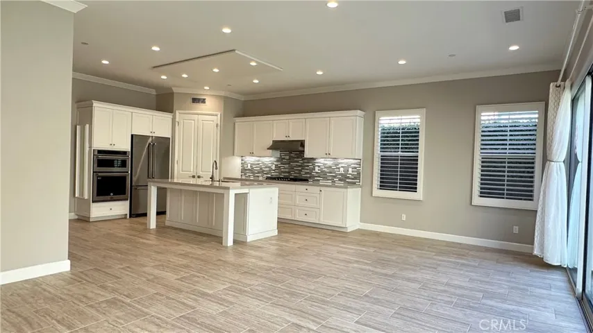 56 Tollson, Irvine, California 92620