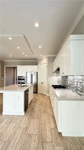 56 Tollson, Irvine, California 92620