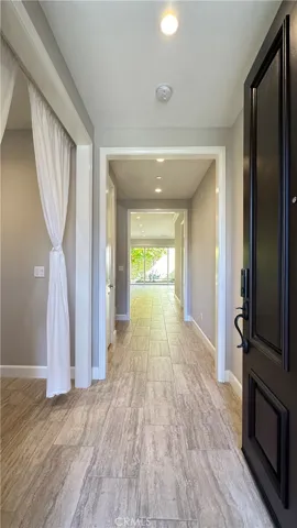 56 Tollson, Irvine, California 92620