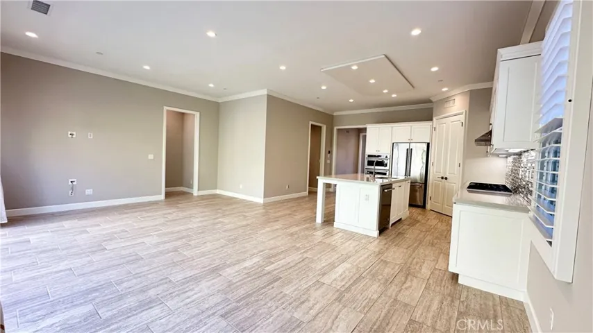 56 Tollson, Irvine, California 92620