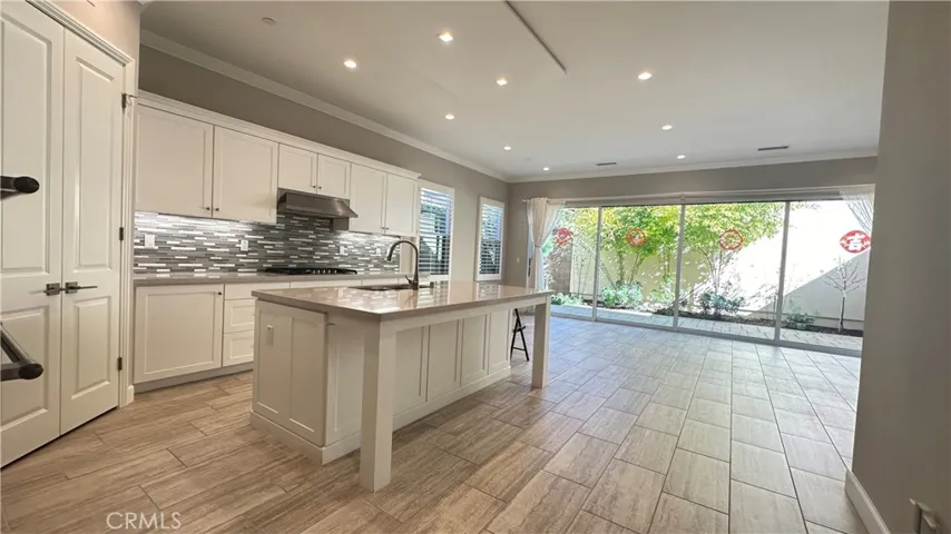 56 Tollson, Irvine, California 92620