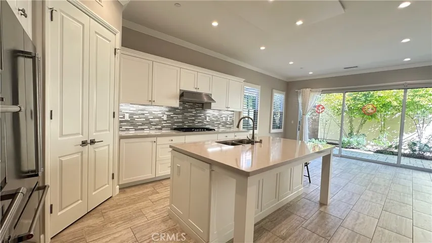 56 Tollson, Irvine, California 92620