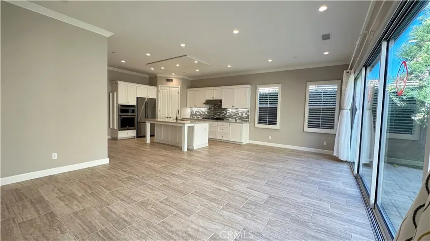 56 Tollson, Irvine, California 92620