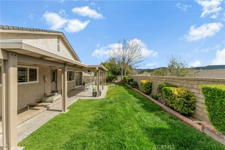 28437 Brian Court, Saugus, California 91350