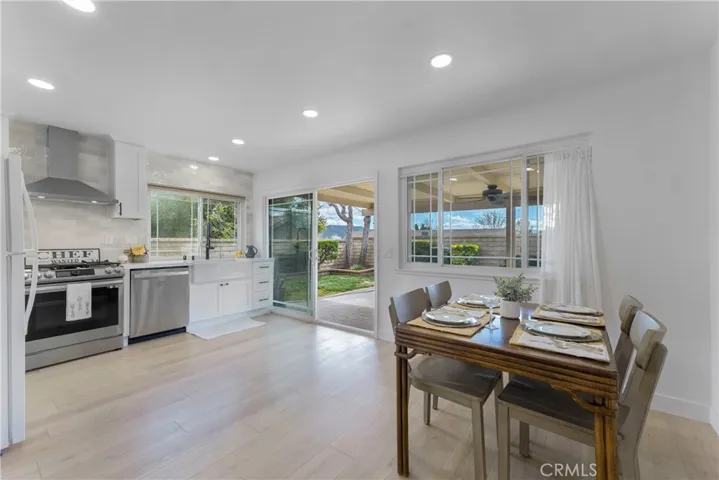 28437 Brian Court, Saugus, California 91350