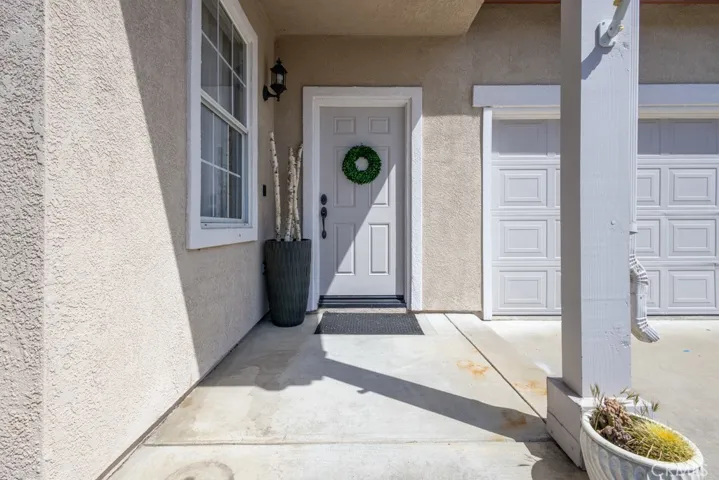 12111 Via Santa Barbara, Sylmar, California 91342
