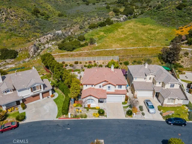 12111 Via Santa Barbara, Sylmar, California 91342