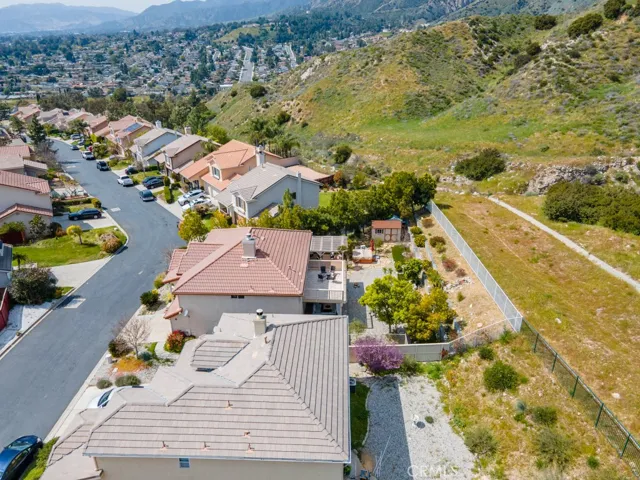 12111 Via Santa Barbara, Sylmar, California 91342