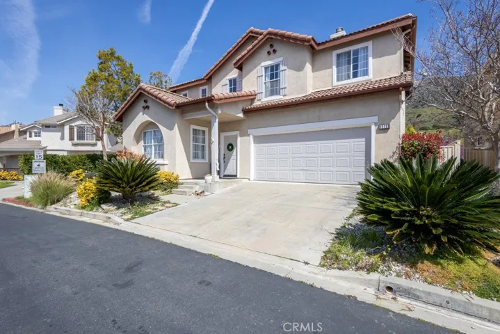 12111 Via Santa Barbara, Sylmar, California 91342