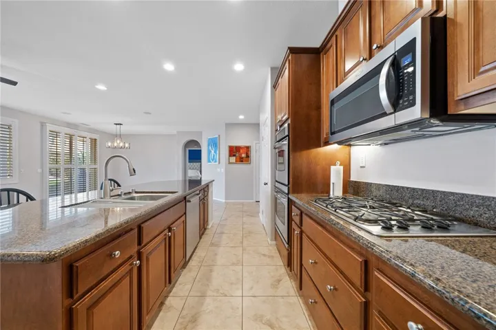 34234 Sweet Acacia Court, Lake Elsinore, California 92532