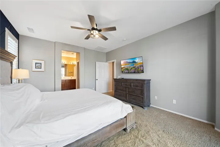34234 Sweet Acacia Court, Lake Elsinore, California 92532