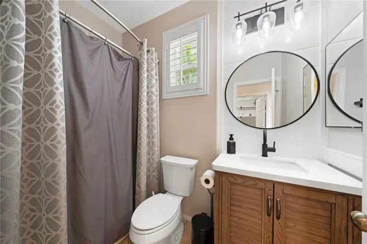 34234 Sweet Acacia Court, Lake Elsinore, California 92532