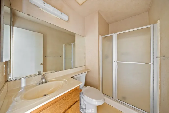 Main Bedroom Bathroom