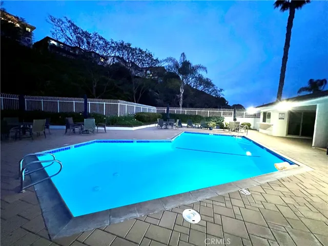 23 Vista Encanta 23, San Clemente, California 92672