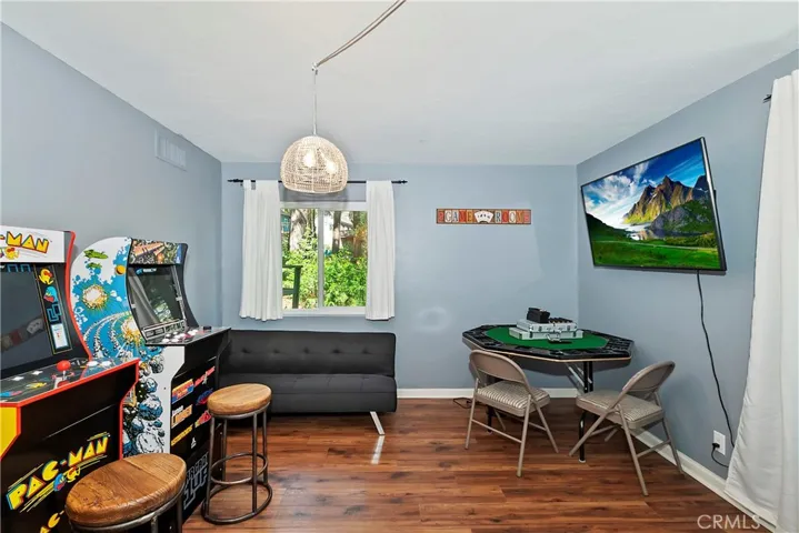 681 W Victoria Court, Lake Arrowhead, California 92352