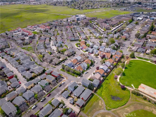 2488 England Street, Chico, California 95928