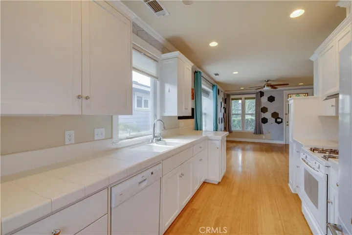 2488 England Street, Chico, California 95928