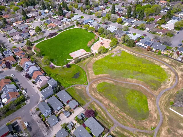 2488 England Street, Chico, California 95928