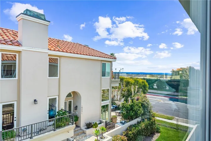 19441 Macgregor Circle, Huntington Beach, California 92648