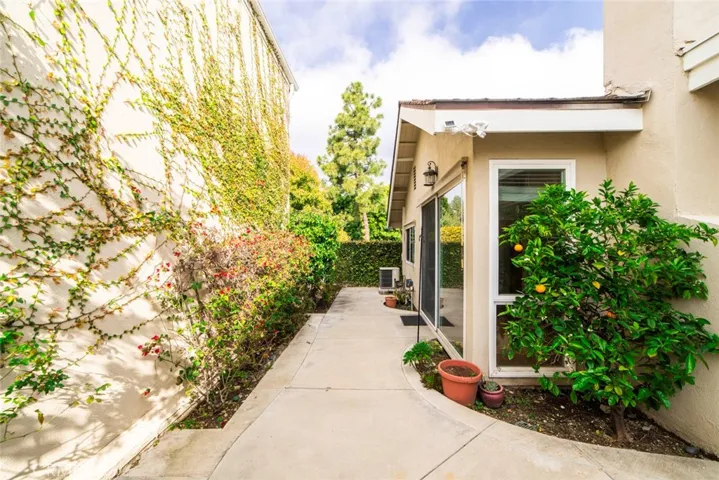 16 Tanglewood Drive, Irvine, California 92604