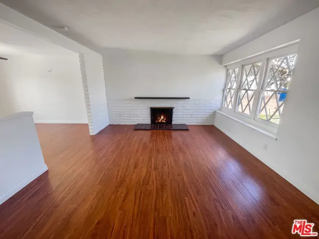 6562 Alexandria Drive, Huntington Beach, California 92647