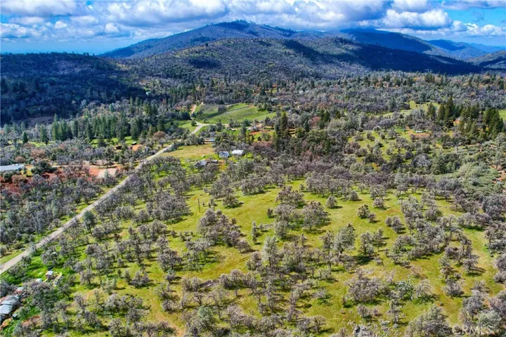 5428 E Whitlock Road, Midpines, California 95345