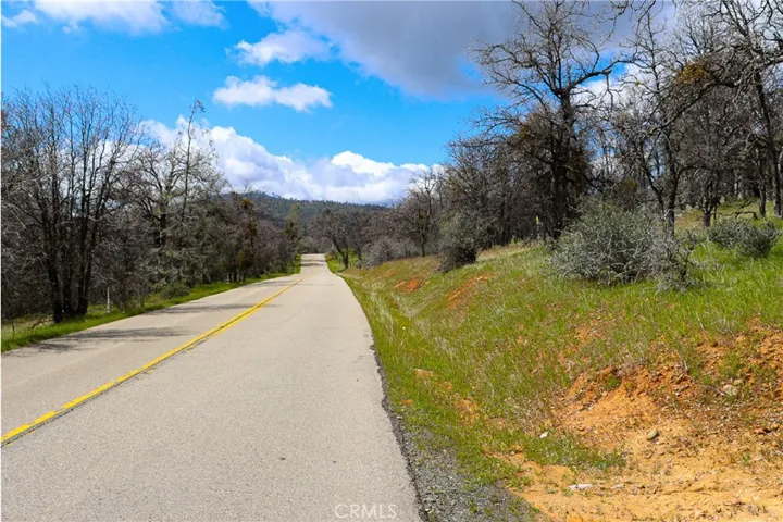 5428 E Whitlock Road, Midpines, California 95345