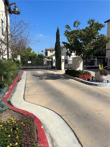 1501 W Walnut Street 43, Santa Ana, California 92703