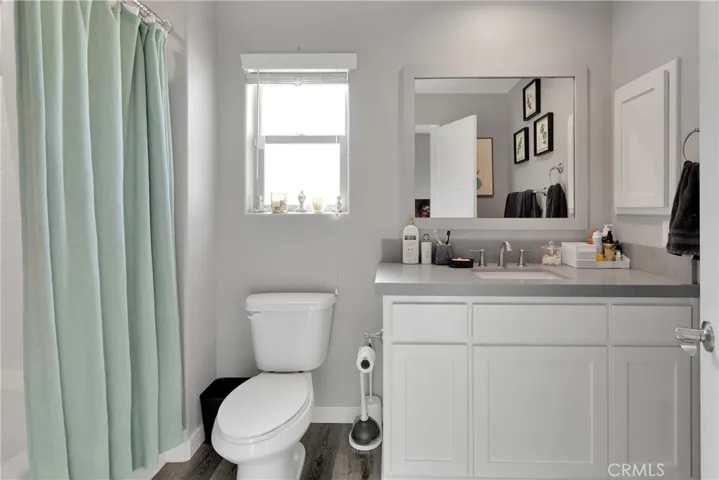 21945 Mountain View Road, Apple Valley, California 92308