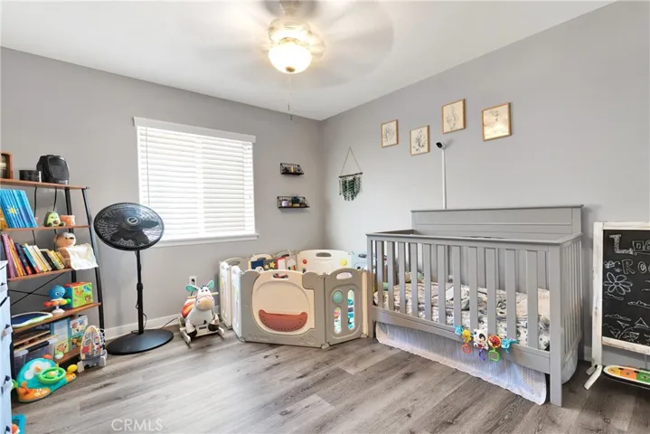 21945 Mountain View Road, Apple Valley, California 92308