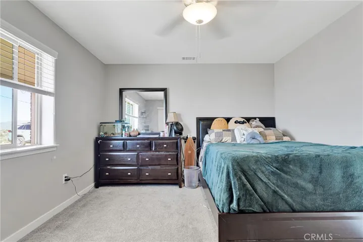 21945 Mountain View Road, Apple Valley, California 92308