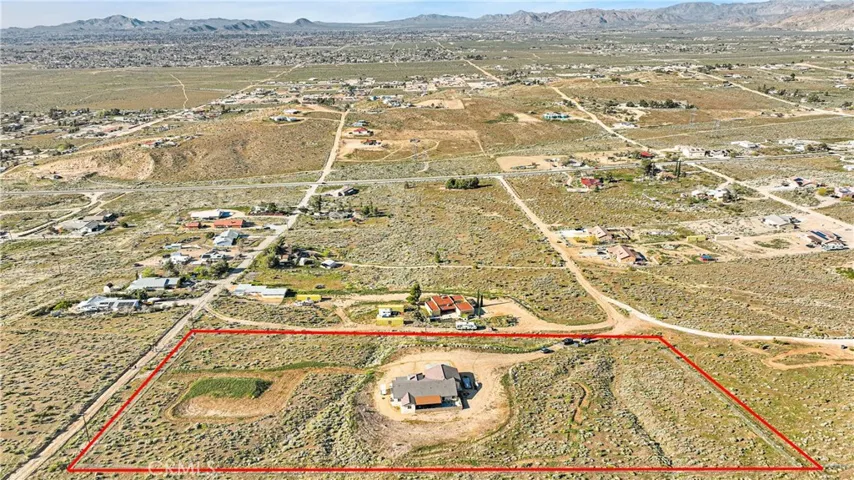 21945 Mountain View Road, Apple Valley, California 92308