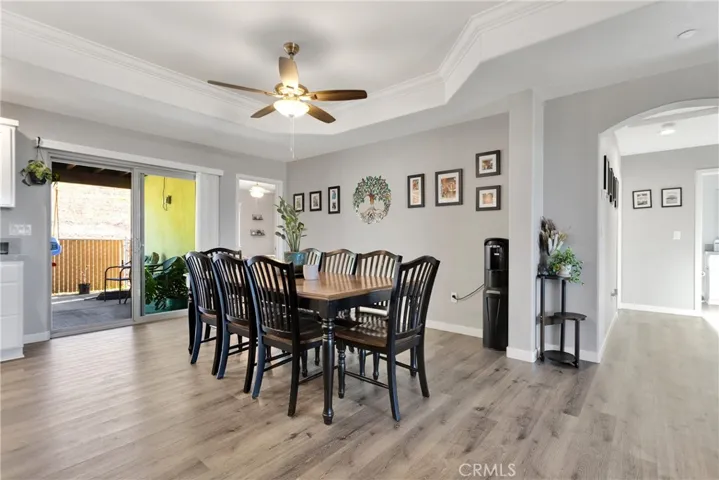 21945 Mountain View Road, Apple Valley, California 92308