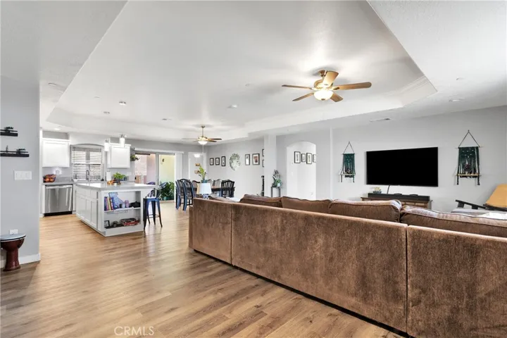 21945 Mountain View Road, Apple Valley, California 92308