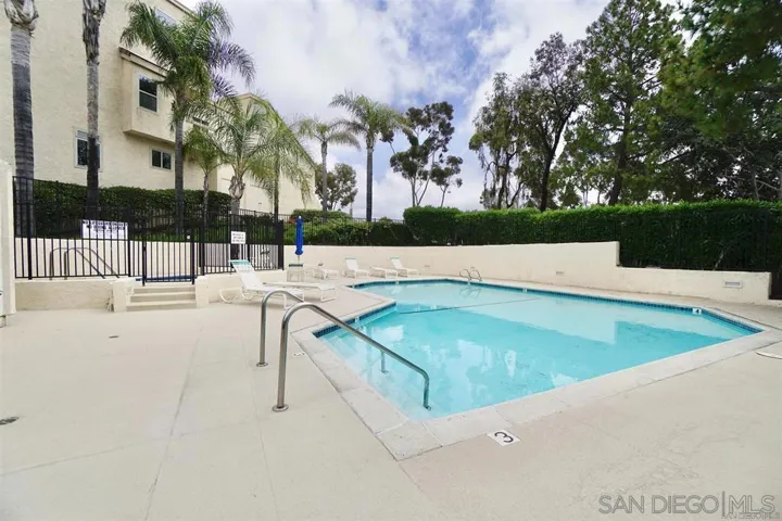 6211 Calle Mariselda 103, San Diego, California 92124
