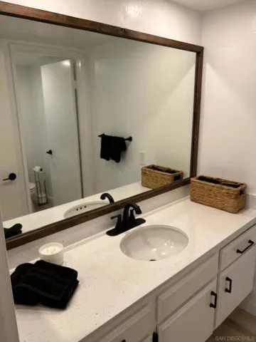 6211 Calle Mariselda 103, San Diego, California 92124